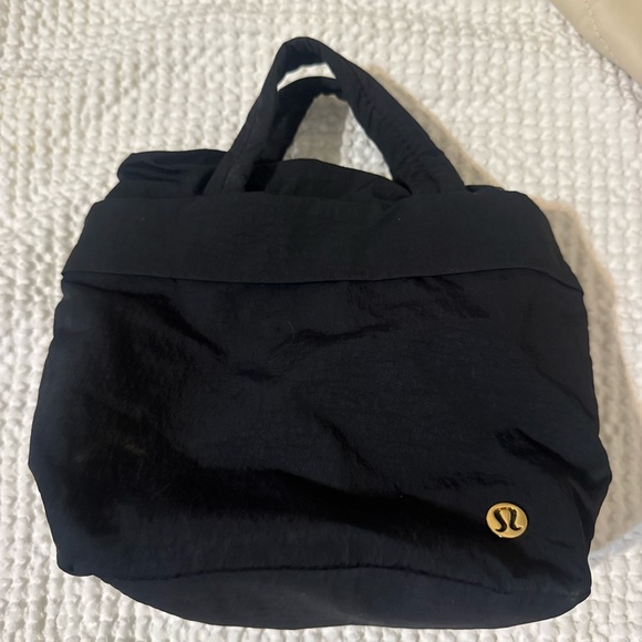 lululemon athletica Classic Black Tote - Picture 1 of 4